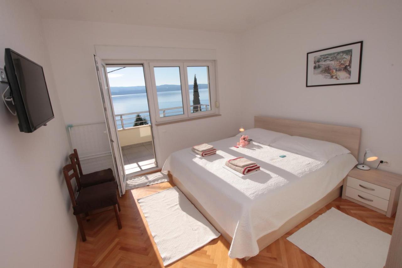 Apartmani Damir Livajic Omiš Esterno foto