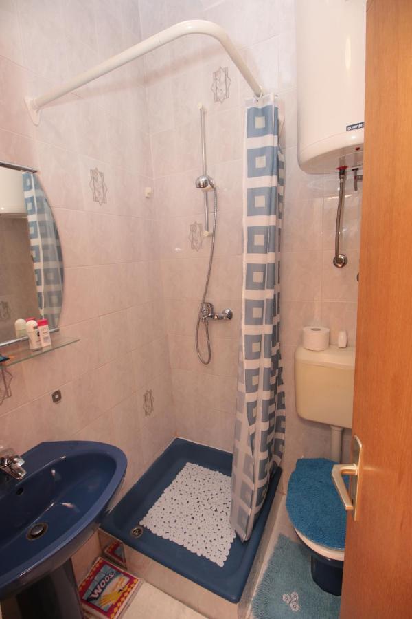 Apartmani Damir Livajic Omiš Esterno foto